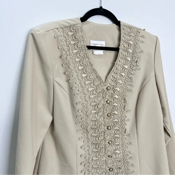 Vintage beige tan crochet detail blazer jacket 14 - Picture 5 of 12